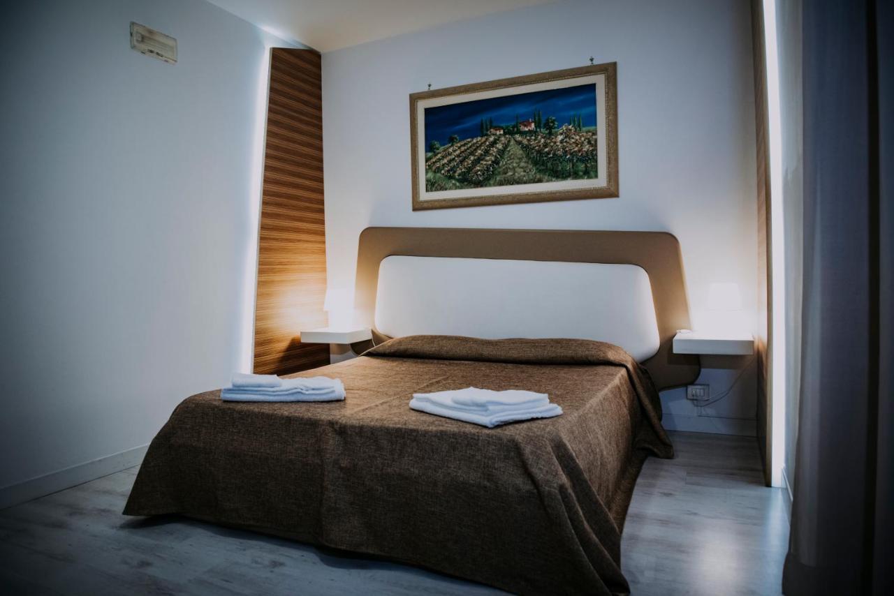 Hotel Casale Dei Greci Biancavilla Bagian luar foto
