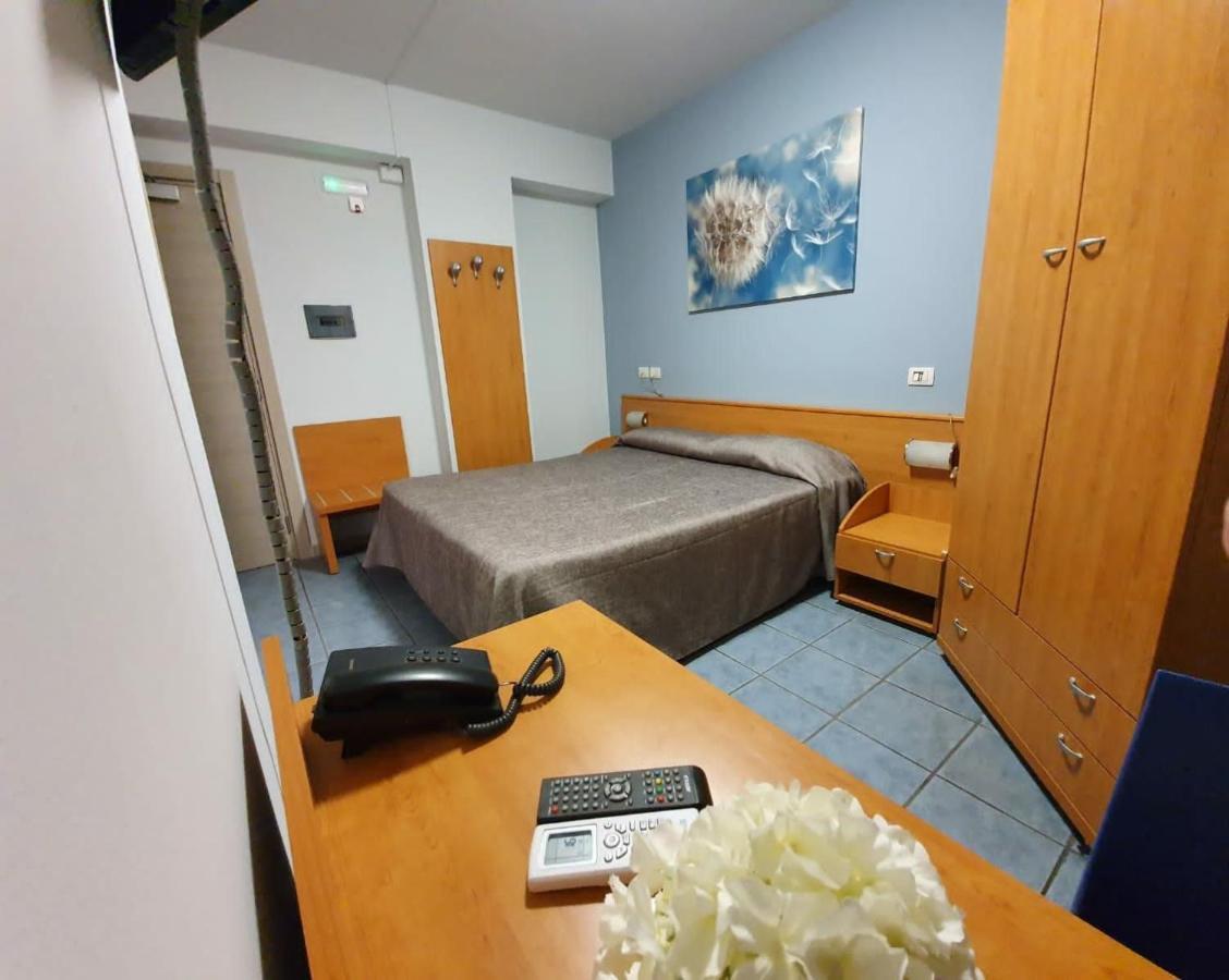 Hotel Casale Dei Greci Biancavilla Bagian luar foto